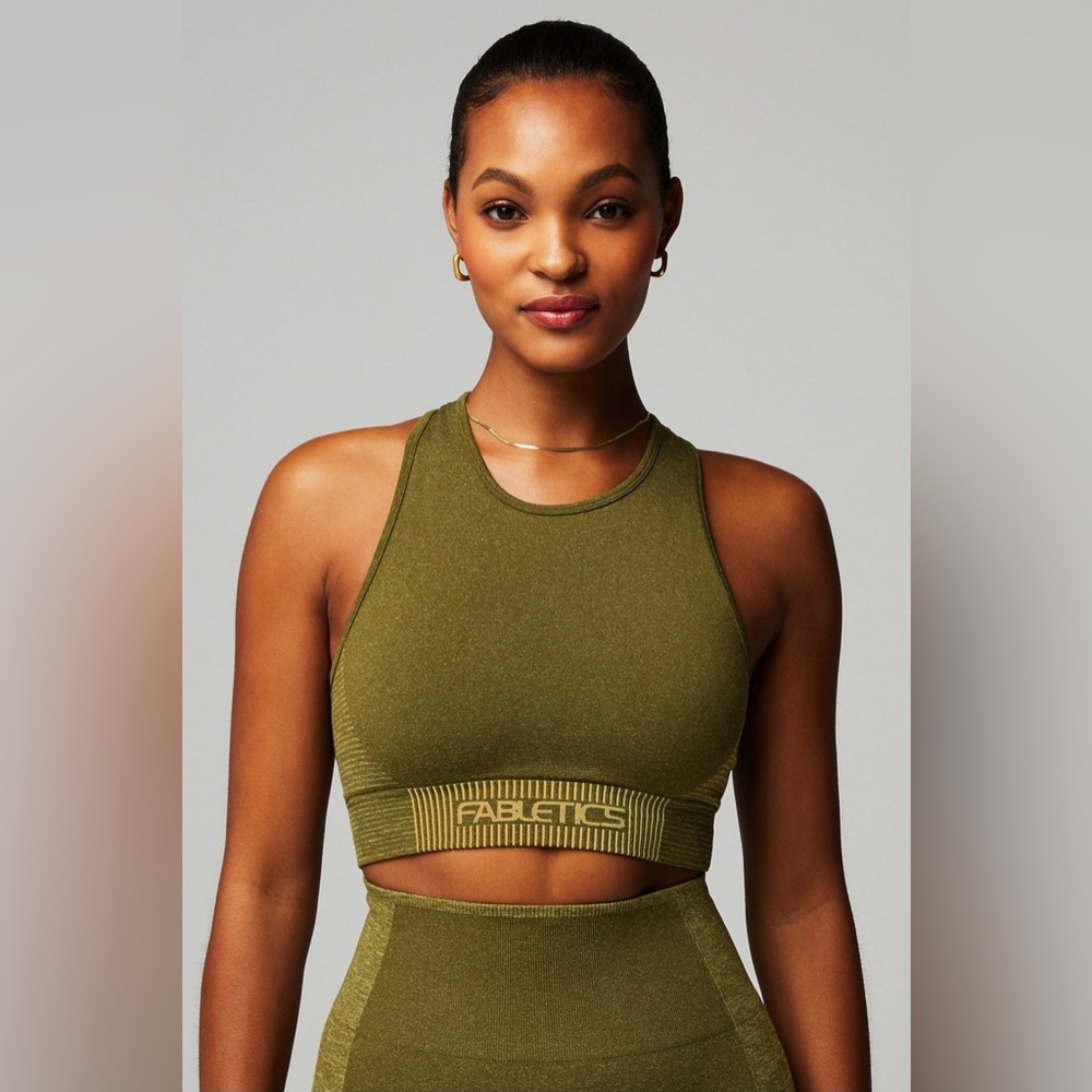 Fabletics Seamless Low Impact Sport Stripe Bra